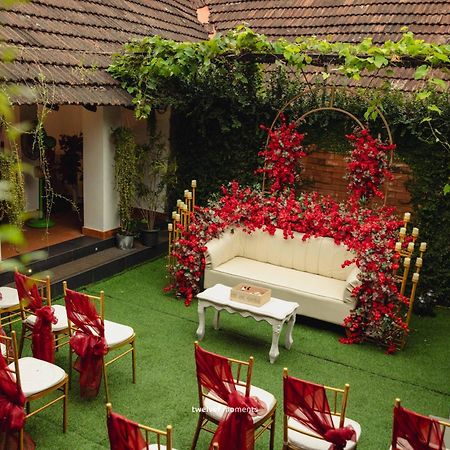 Kayyalas Courtyard Thrissur Экстерьер фото