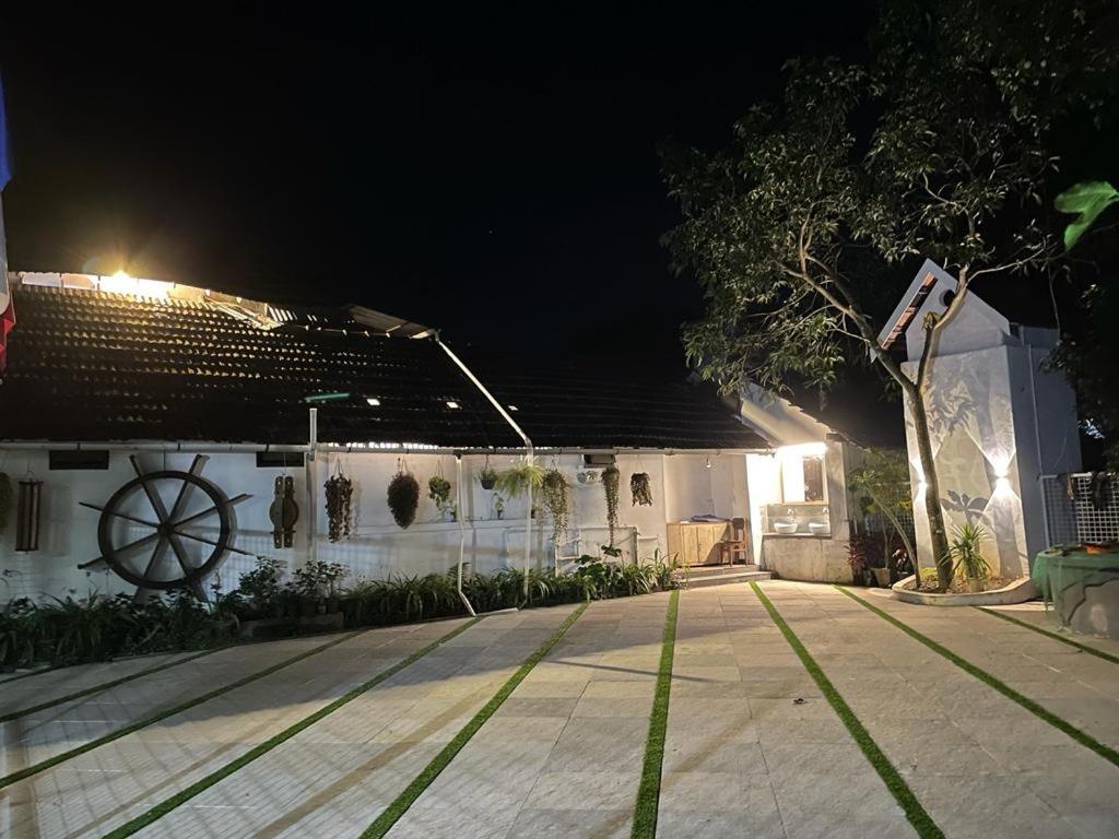 Kayyalas Courtyard Thrissur Экстерьер фото