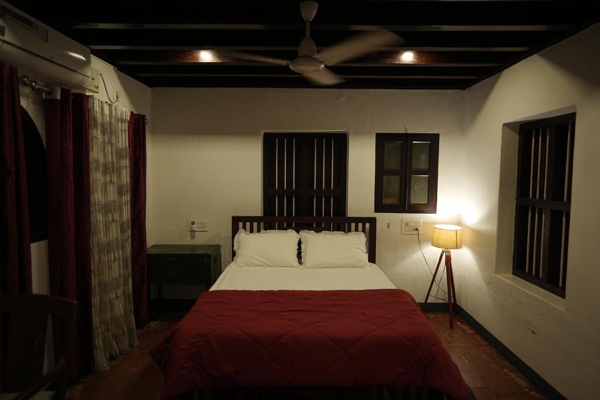 Kayyalas Courtyard Thrissur Экстерьер фото